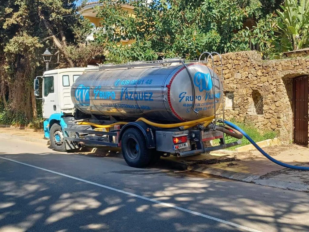 camion cisterna en malaga